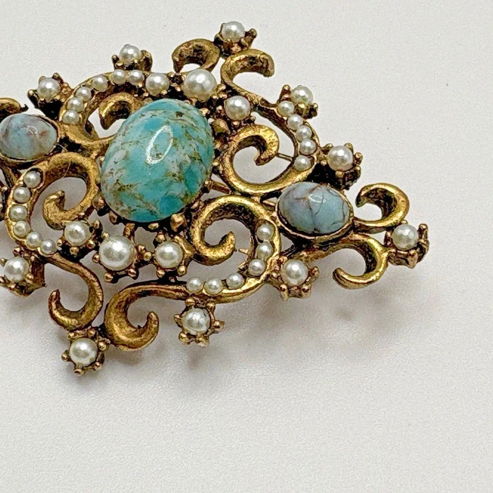 Vintage Victorian Revival Brooch Glass Faux Pearls Beautiful